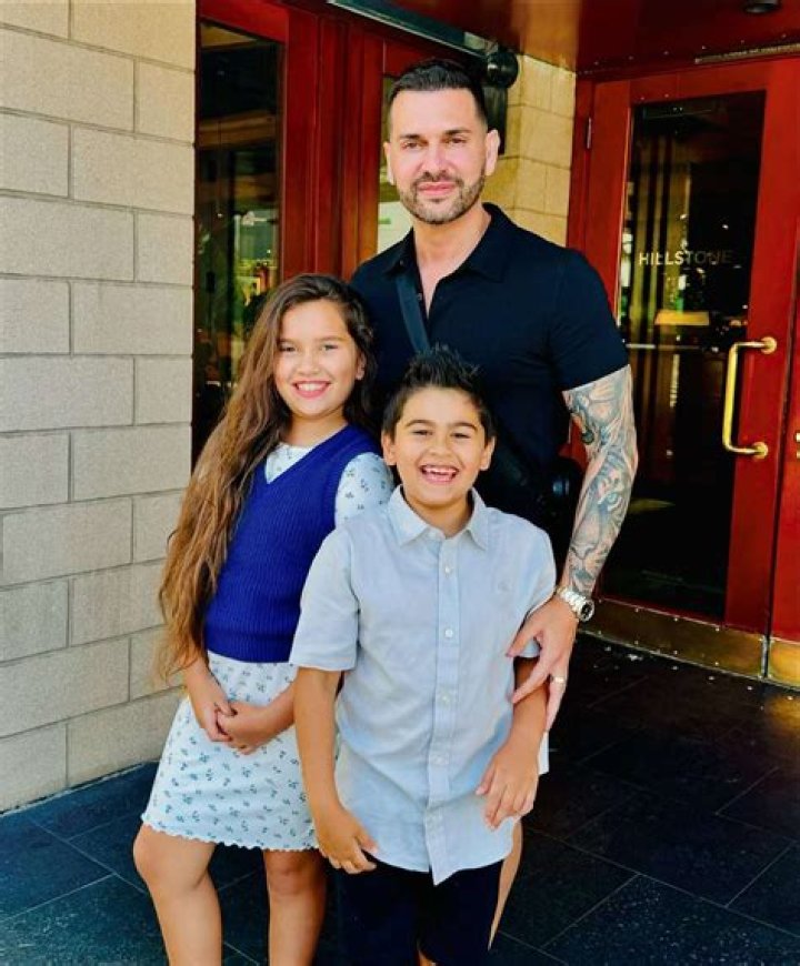 Adrian R'mante (TV Actor) - Age, Birthday, Bio, Facts, Family, Net Worth, Height & More