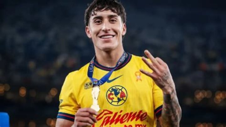 Alejandro Zendejas biografía, edad, altura, esposo, net worth, familia