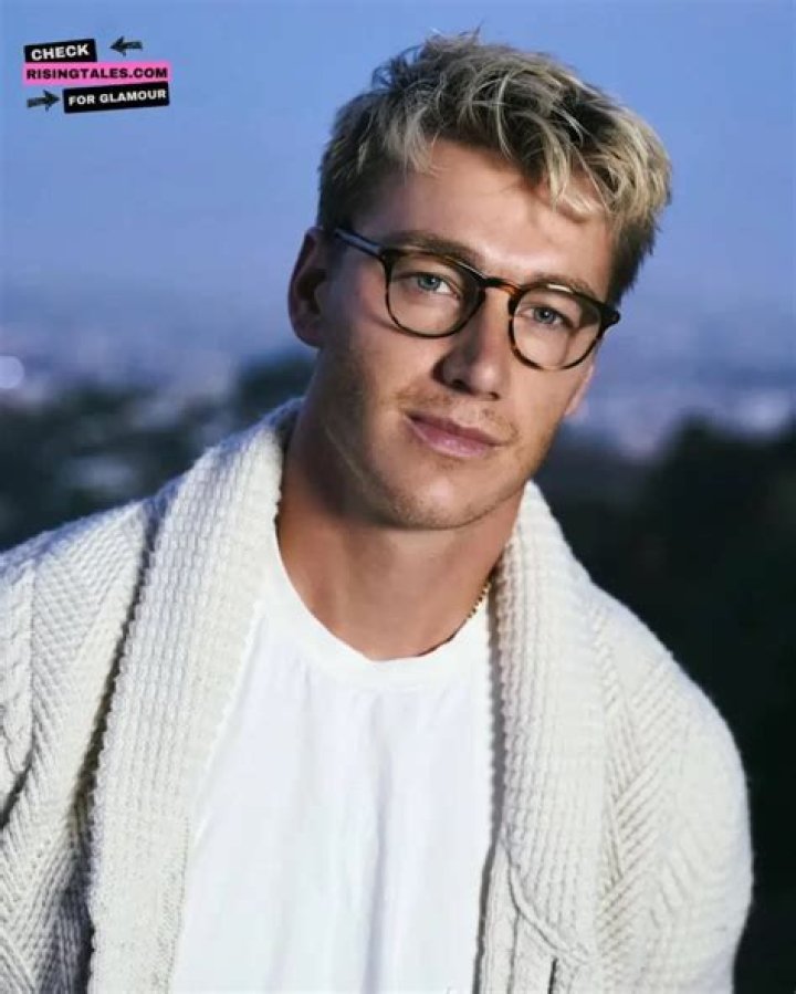 Alex Sparrow Biography, Age, Height, Wife, Net Worth, Family