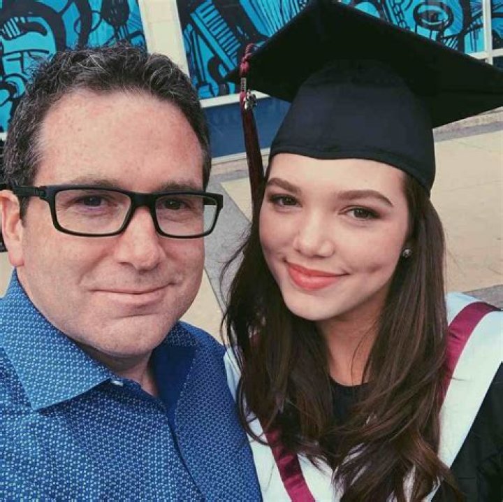 Alisha Newton Biography, Age, Height, Husband, Net Worth, Family