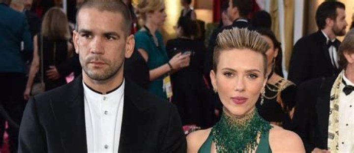 
All Truth About Romain Dauriac and Scarlett Johansson’s Divorce 