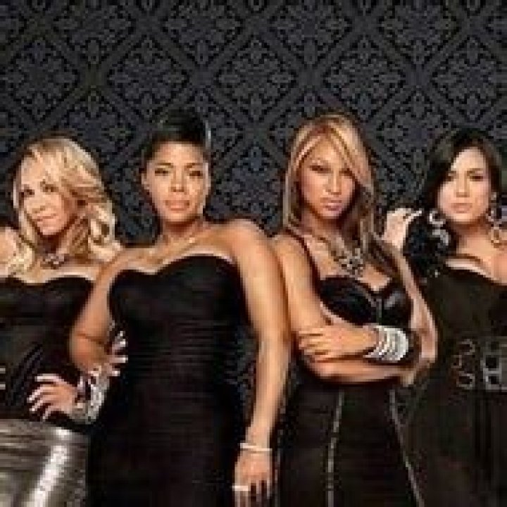 Amane Joy Burnett Young（現實之星）- 年齡、生日、生物、事實、家庭、淨值、身高等