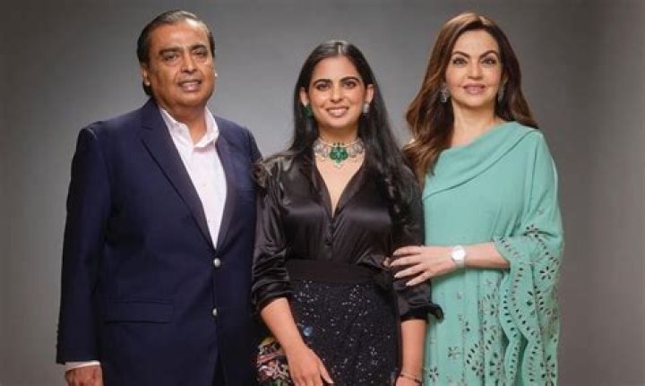 Ashutosh Gowariker biografía, edad, altura, esposo, net worth, familia