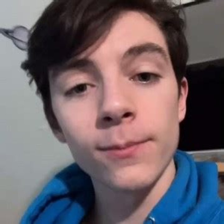 Badlinu Age | Wiki, Net worth, Bio, Height, Girlfriend ?