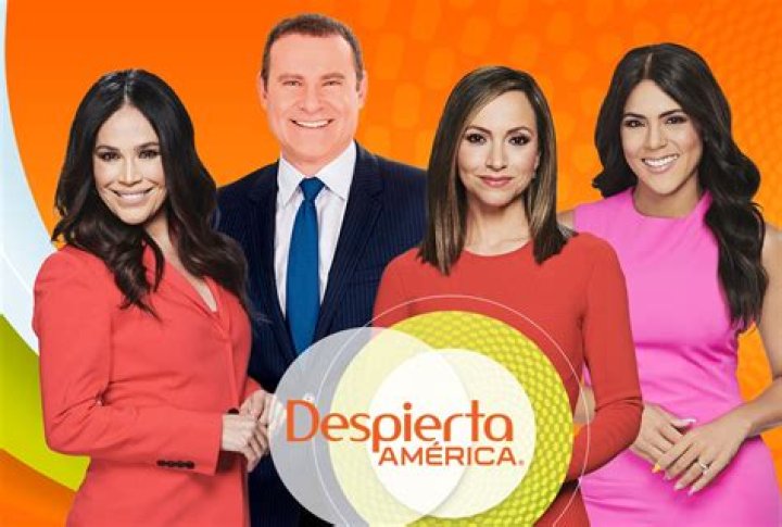 Carlos Calderon Edad & Wikipedia, Carrer Details On The Univision & Despierta America Official