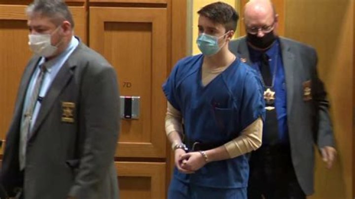 
Chandler Halderson Trial Update: Wikipedia and Siblings, Is He Going To Jail For Murder? ESAA KHANAL JANUARY 20, 2022 