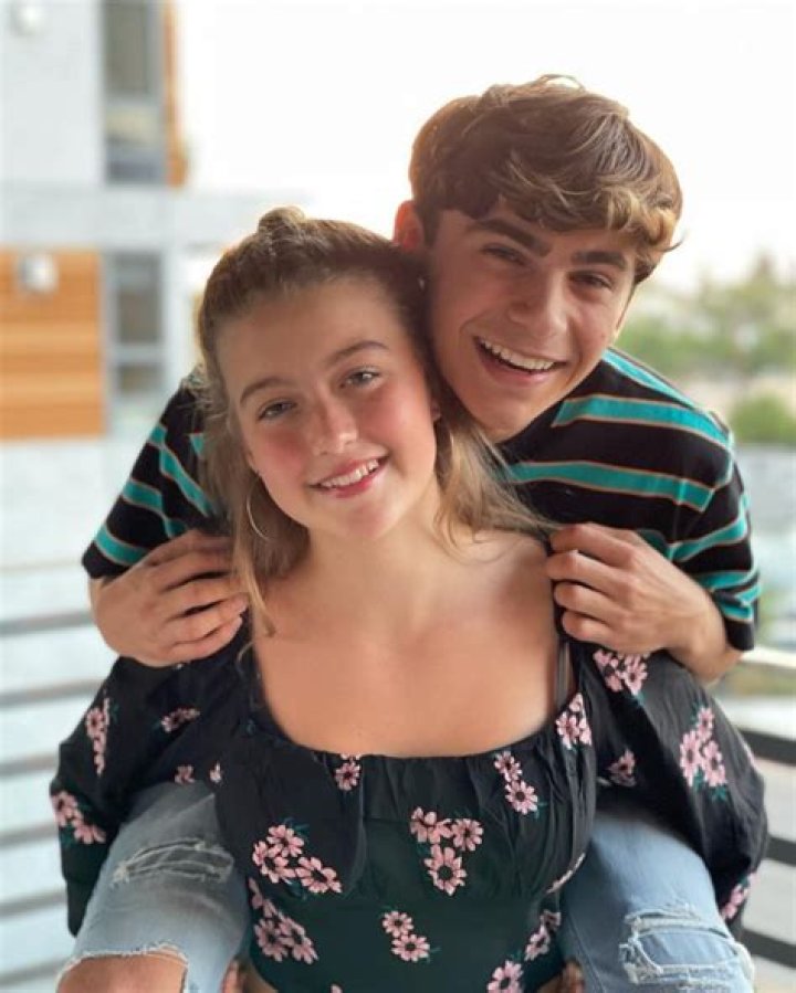 Claire Rock Smith Age | Wiki, Net worth, Bio, Height, Boyfriend