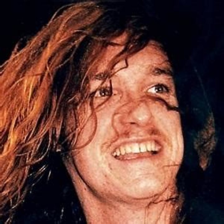 Cliff Burton (Bassist) - Age, Birthday, Bio, Facts, Family, Net Worth, Height & More