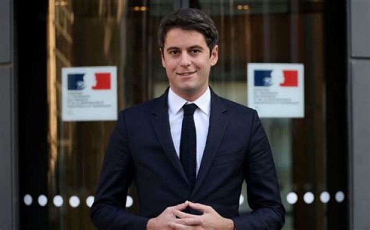 Combien Mesure Gabriel Attal