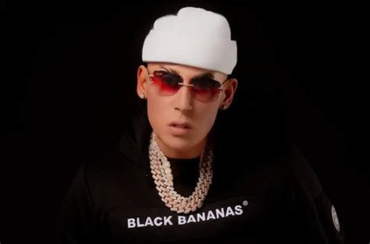 Cosculluela Biography, Age, Height, Wife, Net Worth, Family