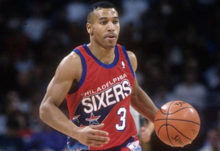 Dana Barros (Basketball Player) - Age, Birthday, Bio, Facts, Family, Net Worth, Height & More