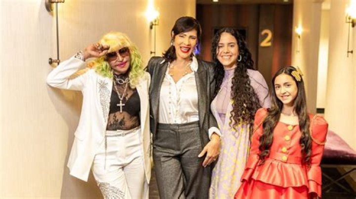 Fefita La Grande biografía, edad, altura, esposa, net worth, familia