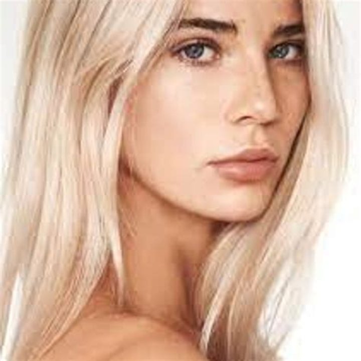 Hannah Thomas (Instagram Star) - Age, Birthday, Bio, Facts, Family, Net Worth, Height & More