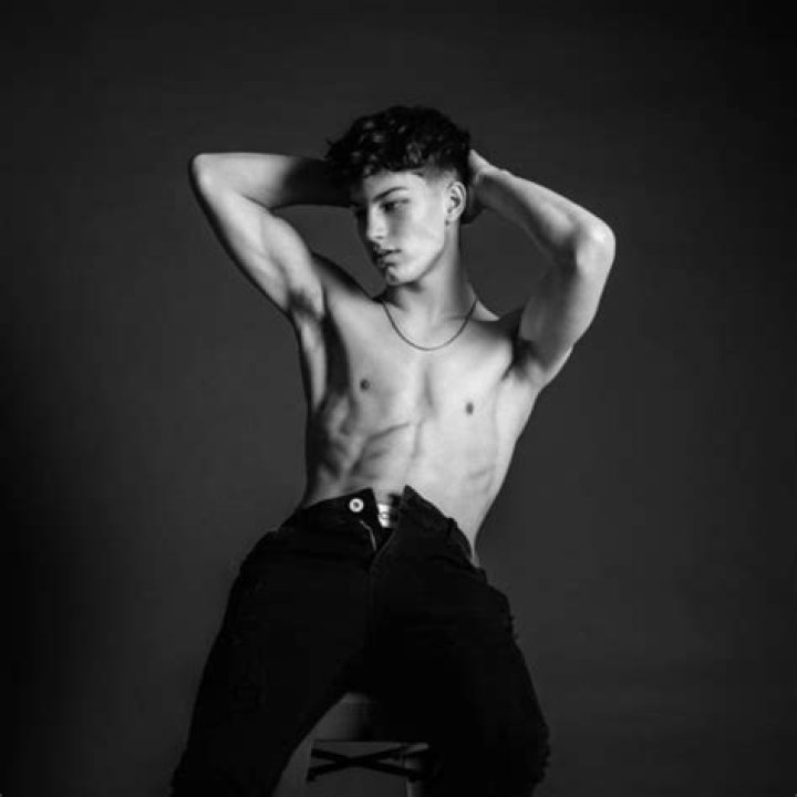 Harry Pullen Age | Wiki, Net worth, Bio, Height, Girlfriend