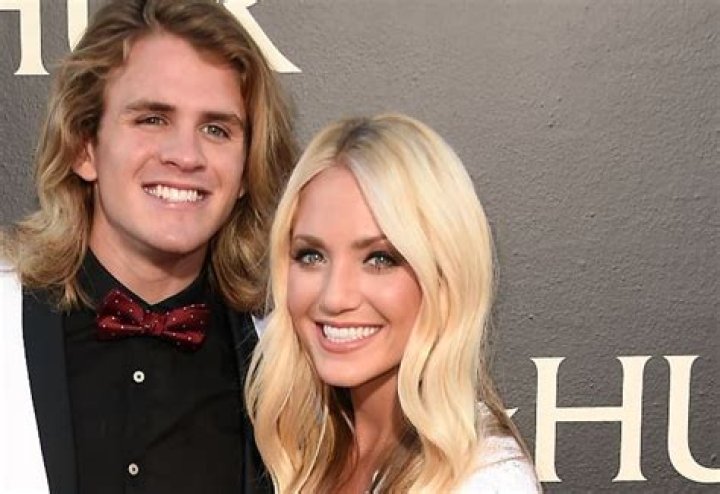 How is the LaBrant family so rich?