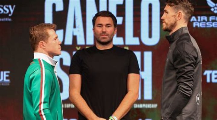 How tall is Canelo Álvarez