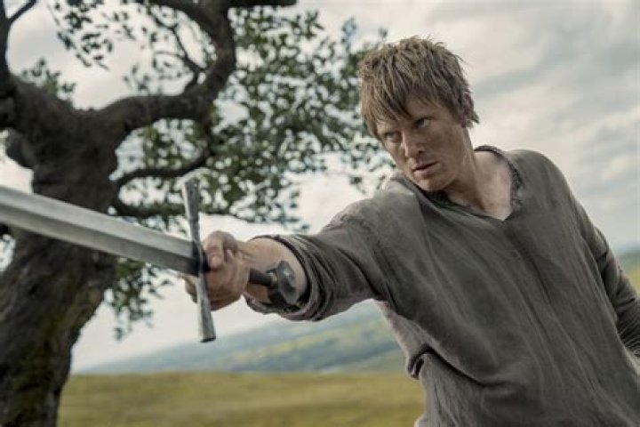 How tall is Peter Jackson