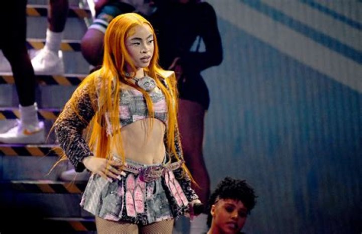 Ice Spice Describes Crying After Taylor Swift Reached Out To Collaborate