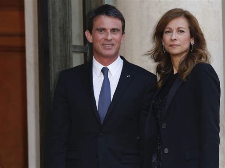 
Is Anne Gravoin Married? Wiki, Age, First Husband, Daughter and Fotune 