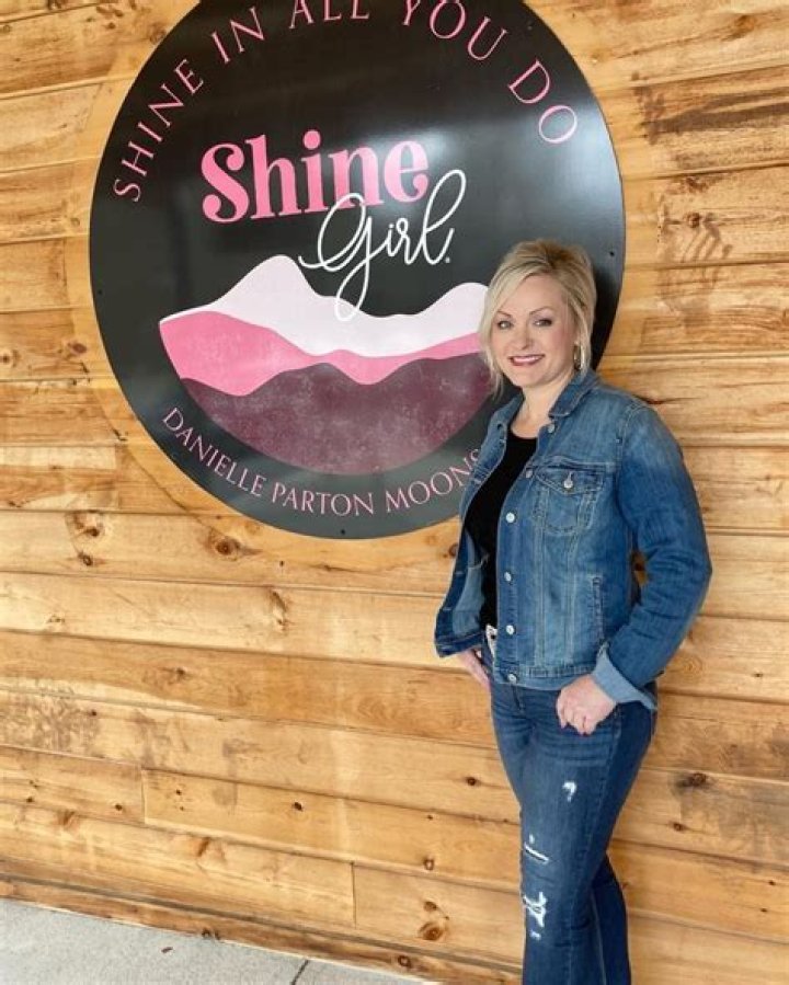 Is Danielle Parton From Shine Girl Married?