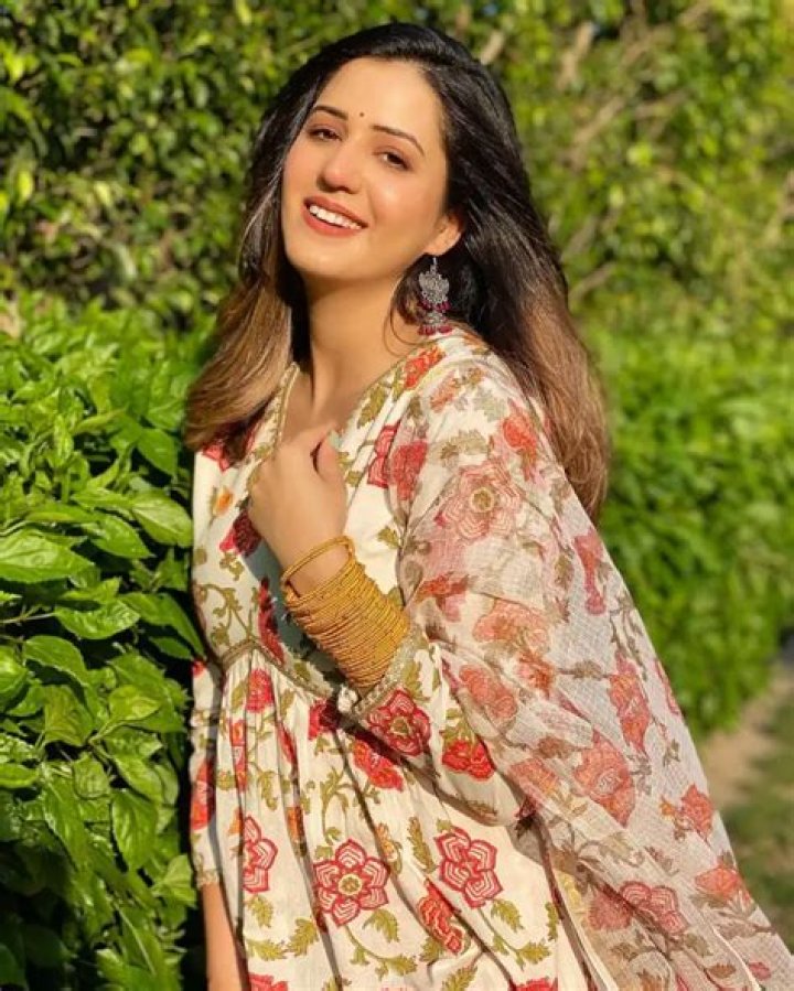 Isha Rikhi Height, Weight, Net Worth, Age, Birthday, Wikipedia, Who, Instagram, Biography