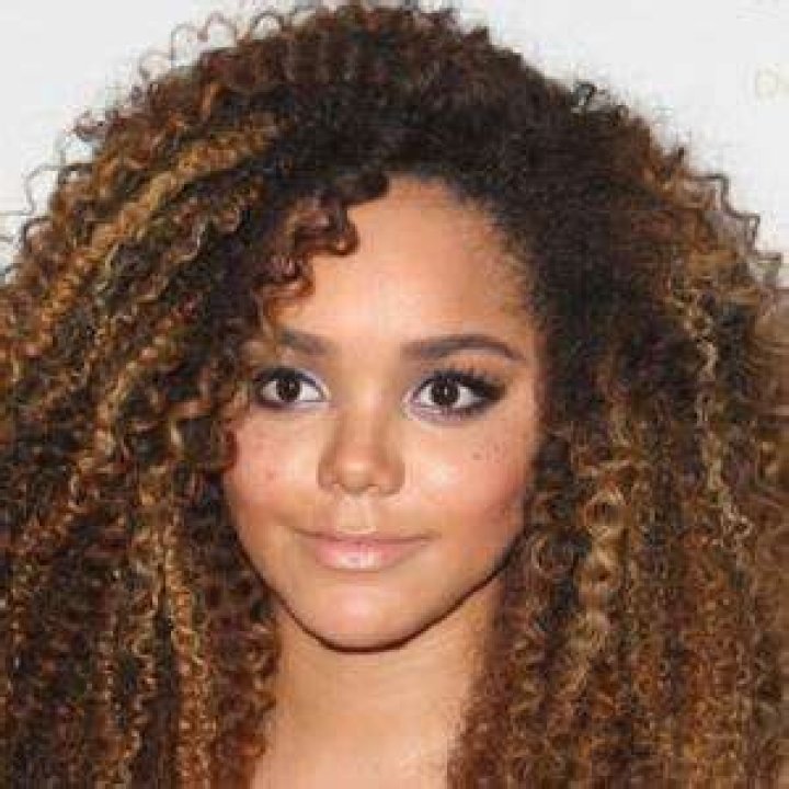 Jadagrace (Dancer) - Age, Birthday, Bio, Facts, Family, Net Worth, Height & More