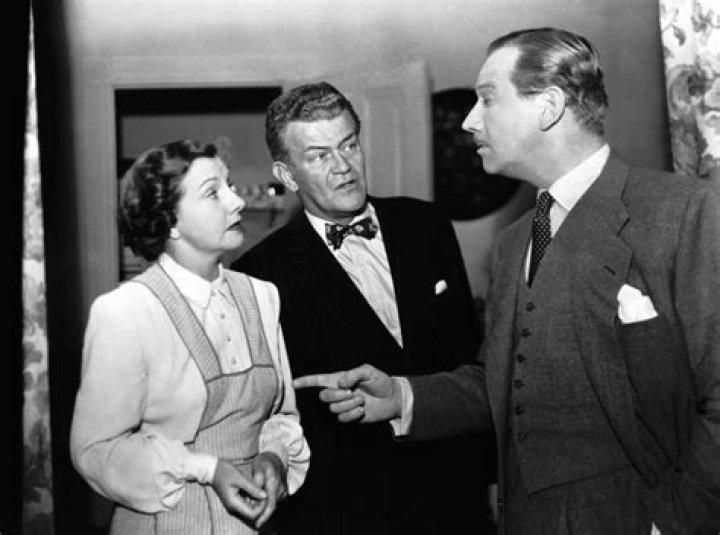 Jay C. Flippen Biography, Age, Height, Wife, Net Worth, Family