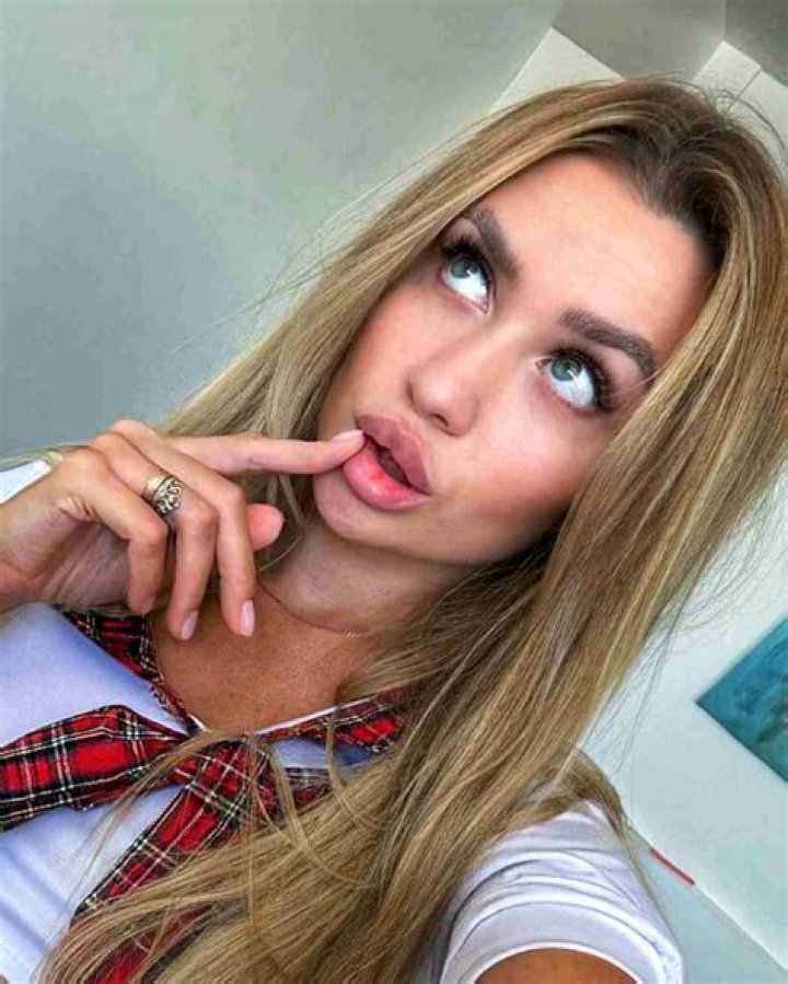 Jenna Hull Height, Weight, Net Worth, Age, Birthday, Wikipedia, Who, Nationality, Biography