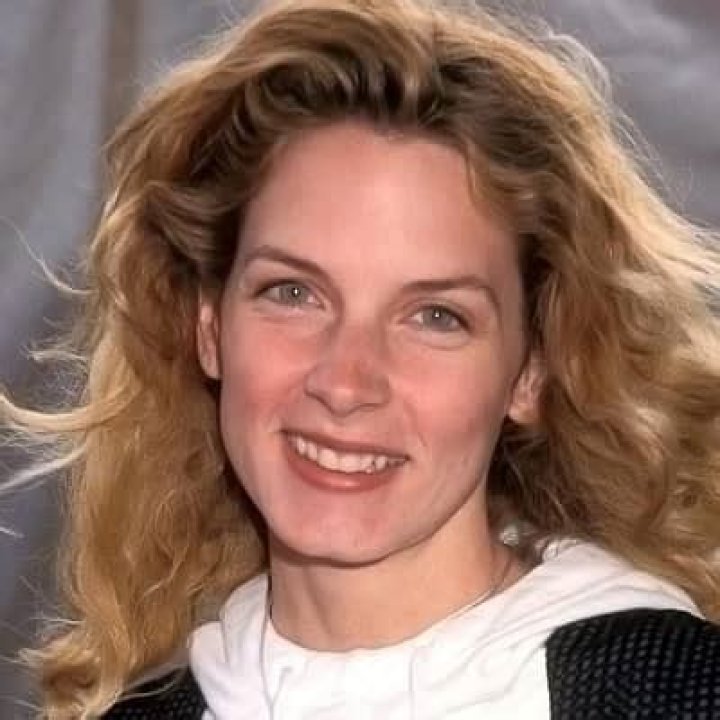 Jensen Daggett Biography, Age, Height, Husband, Net Worth, Family