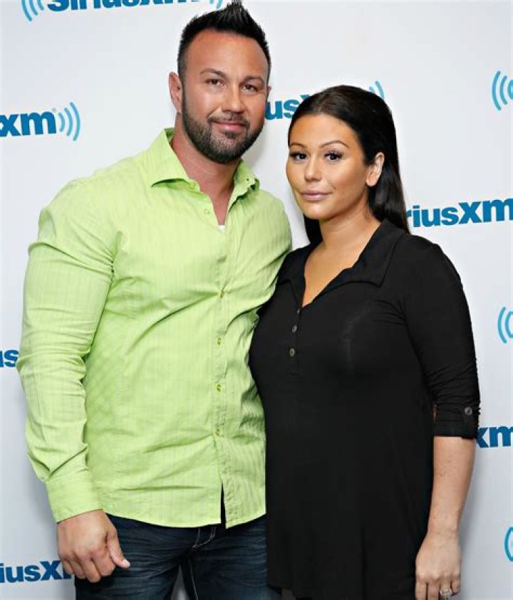 ‘Jersey Shore’ Star Jenni “JWoww” Farley and Roger Mathews Share Sweet Snap of Newborn Son!