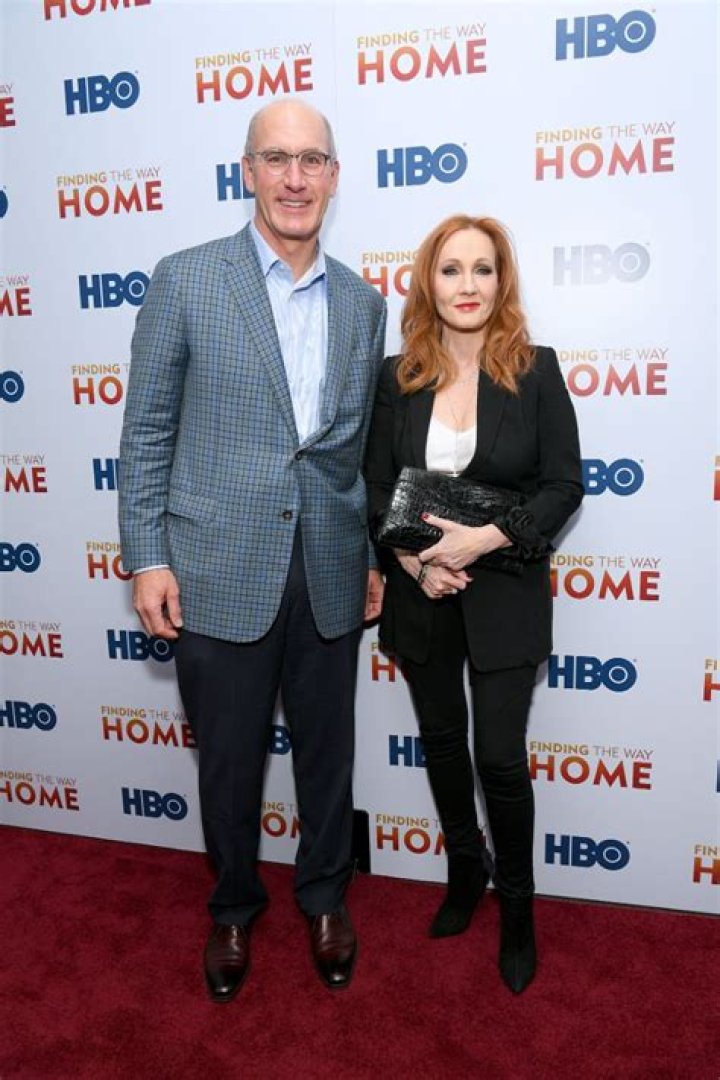 John Stankey Biography, Age, Height, Wife, Net Worth, Family