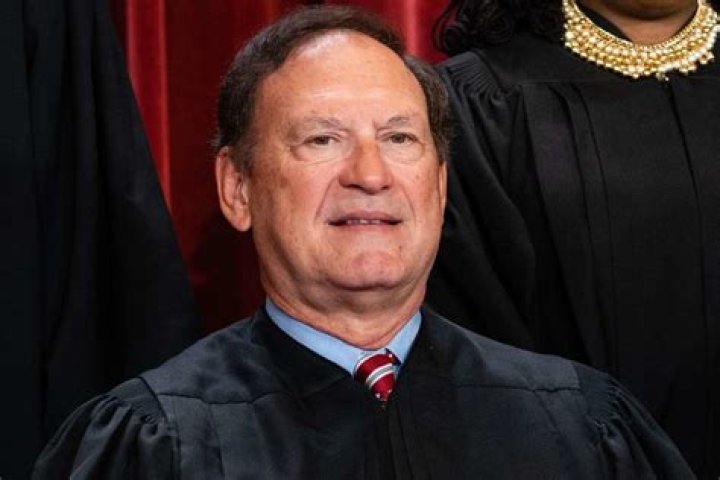 Justice Samuel Alito Height, Weight, Net Worth, Age, Birthday, Wikipedia, Who, Nationality, Biography