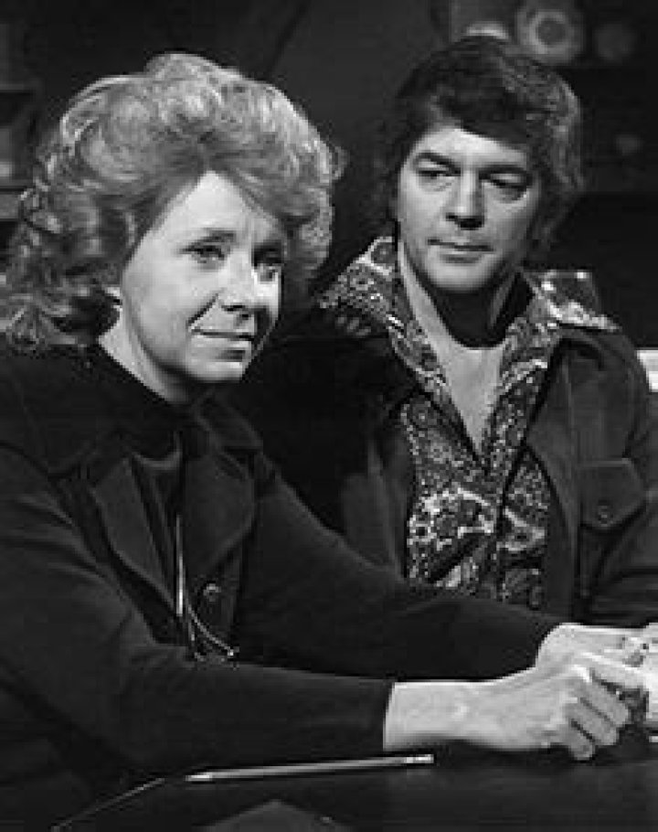 Kaye Stevens Biography, Age, Height, Husband, Net Worth, Family