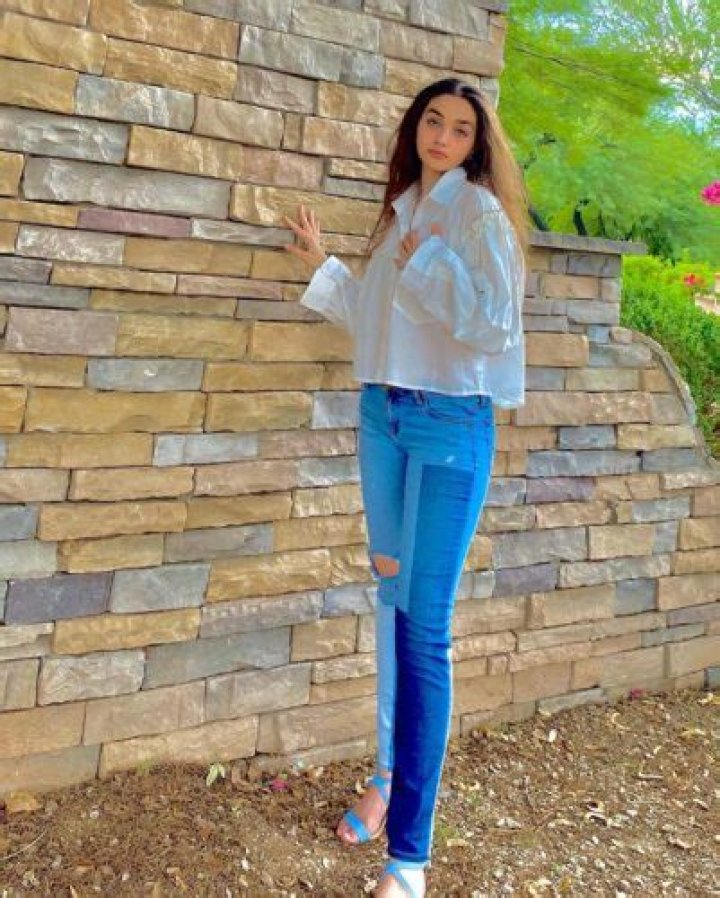 Lala Sadi Age | Wiki, Net worth, Bio, Height, Boyfriend (UPDATED)