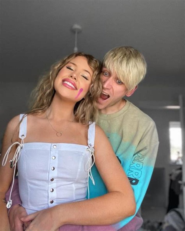 Liana Jade Brooker Age | Wiki, Net worth, Bio, Height, Boyfriend?