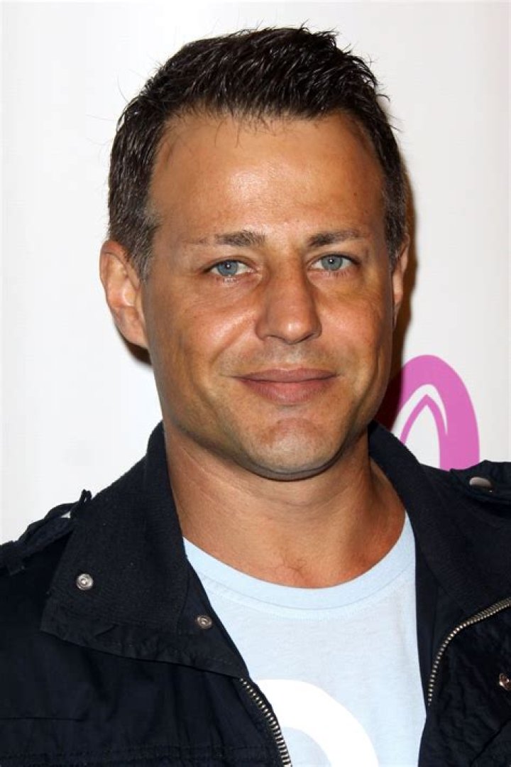 Louis Mandylor (Movie Actor) - Age, Birthday, Bio, Facts, Family, Net Worth, Height & More