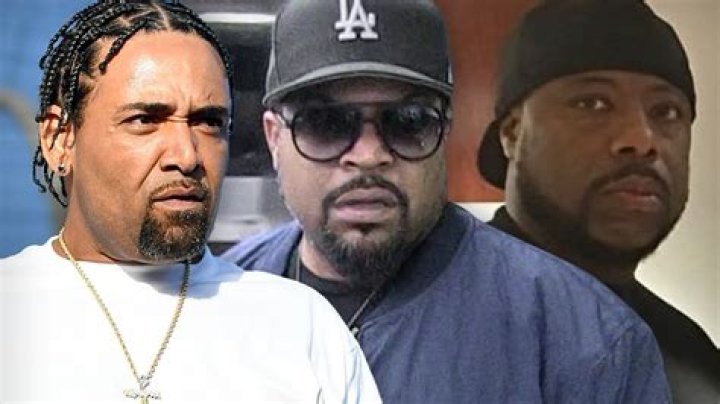 Mack 10 (Rapper) - Age, Birthday, Bio, Facts, Family, Net Worth, Height & More