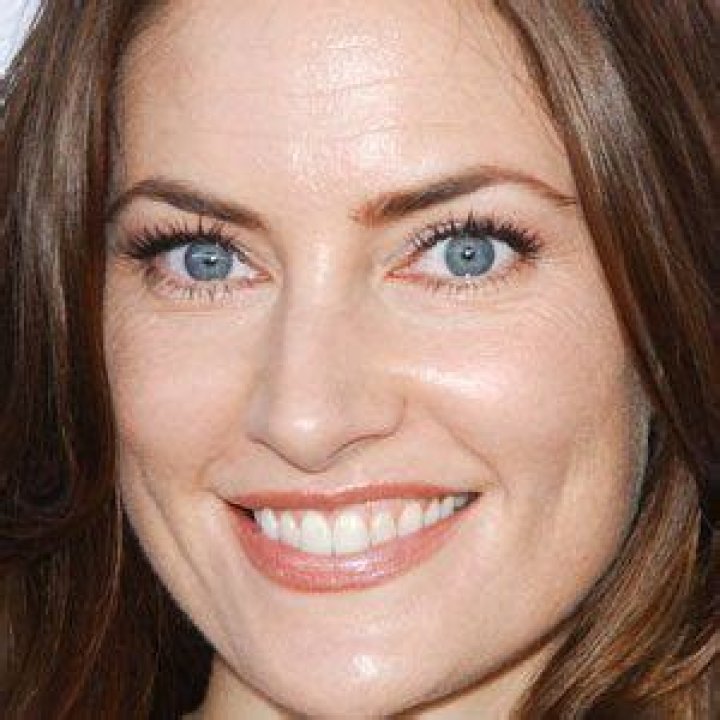 Madchen Amick (TV Actress) - Age, Birthday, Bio, Facts, Family, Net Worth, Height & More