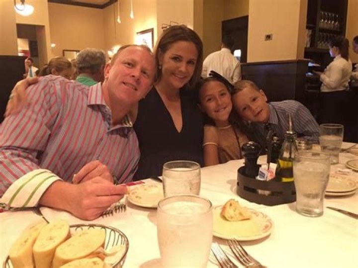 Michelle Charlesworth (Journalist) - Age, Birthday, Bio, Facts, Family, Net Worth, Height & More