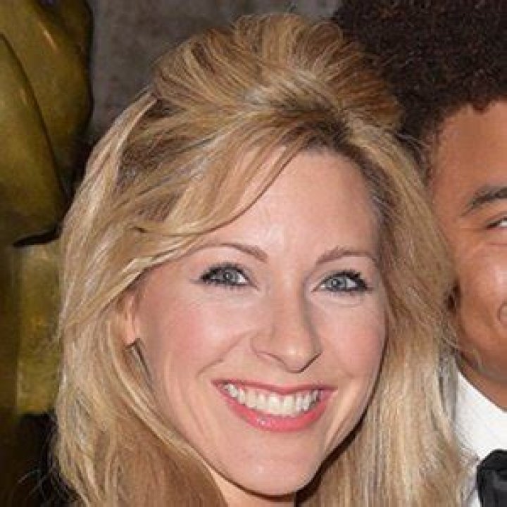 Naomi Wilkinson (TV Show Host) - Age, Birthday, Bio, Facts, Family, Net Worth, Height & More