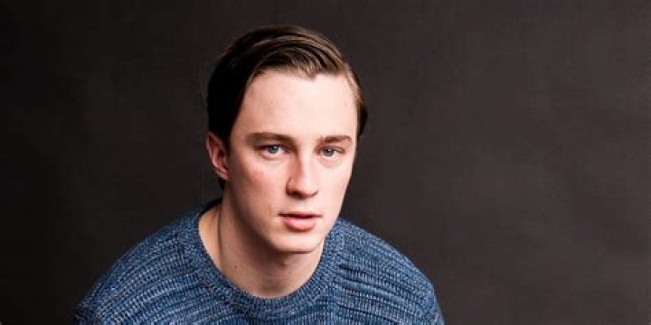 Peter Mayer Biography, Age, Height, Wife, Net Worth, Family