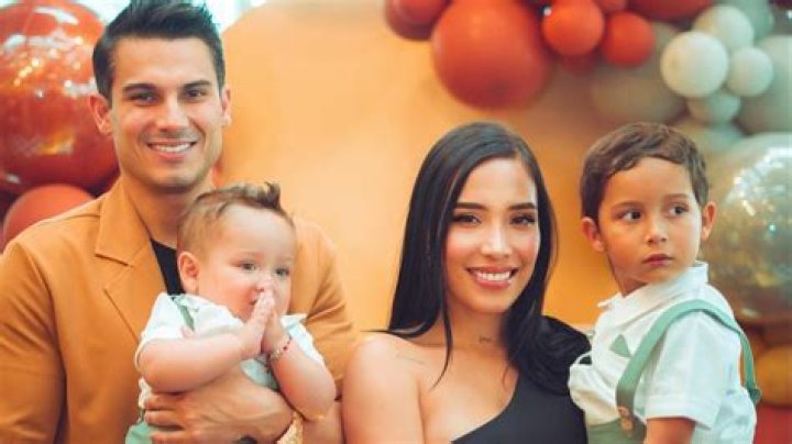 Pipe Bueno (Cantante Pop) - Edad, cumpleaños, biografía, hechos, familia, patrimonio neto, altura y más