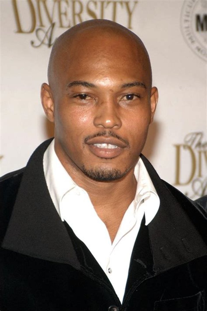 Sticky Fingaz (Rapper) - Age, Birthday, Bio, Facts, Family, Net Worth, Height & More