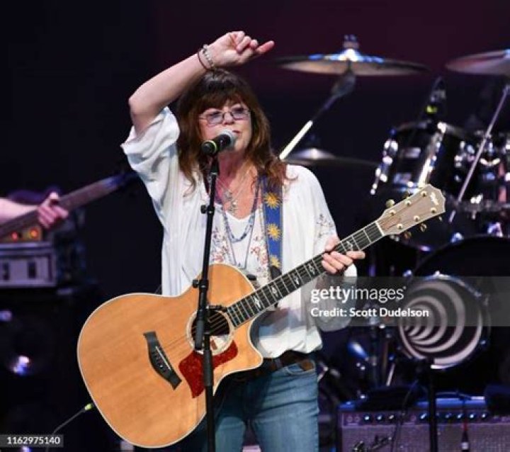 Susan Cowsill (Pop Singer) - Age, Birthday, Bio, Facts, Family, Net Worth, Height & More