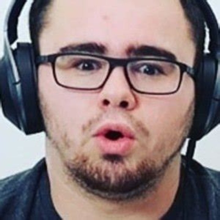 The King Crane (YouTube Star) - Age, Birthday, Bio, Facts, Family, Net Worth, Height & More