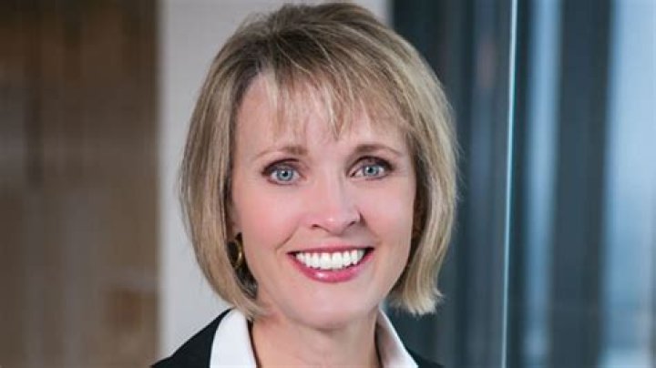 Tom Snyder Biography, Age, Height, Wife, Net Worth, Family