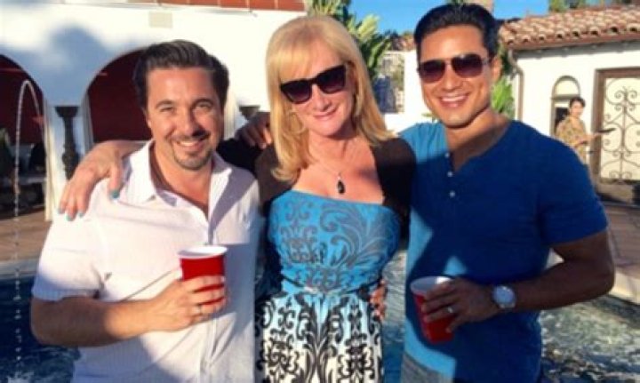 Who are Mario Lopezs Parents? Mario Lopez Biography, Parents Name, Nationality and More