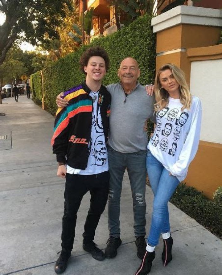 Who is Lala Kent? Wiki, Biography, Net worth, Husband, Boyfriend, Family, Ethnicity, Age & Height