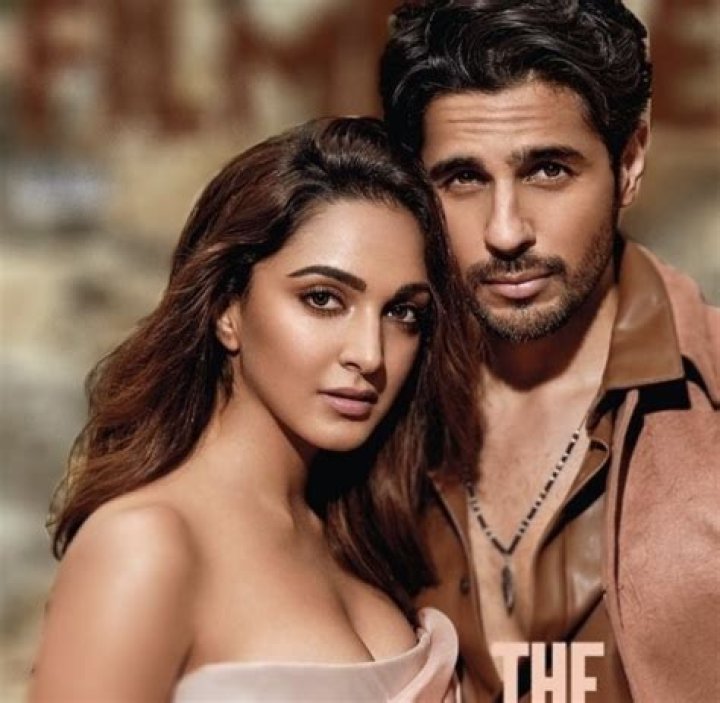 
Who Is Sidharth Malhotra Dating? Are Sidharth Malhotra And Kiara Dating? 