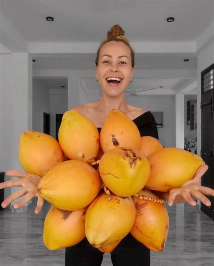 Zhanna D’Art Height, Weight, Net Worth, Age, Birthday, Wikipedia, Who, Nationality, Biography